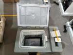 DC 24V 12V 30L Capacity Portable Vaccine Cooler Mobile Low Temperature