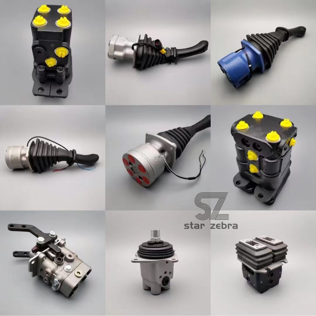 DX DH Excavator Joystick Handles Rubber Material For Construction Works