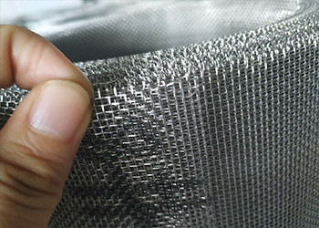 4 Inch Welded Wire Mesh Plain Weave Style Wear Resisting Design