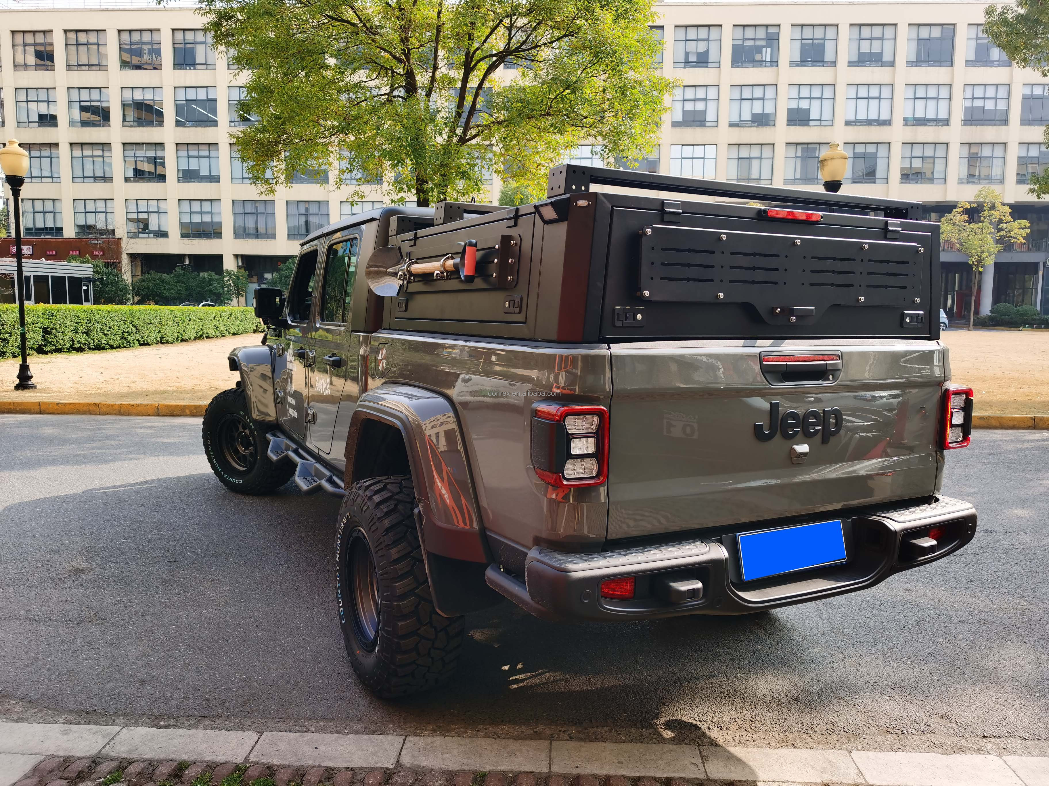 Year 2020- JEEP Pickup 4x4 Semi-High Bed Canopy for Extra Storage Space