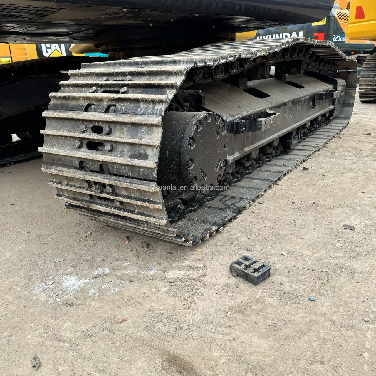 Used ZX200 Excavator with 1.1m3 Bucket Capacity in Good Condition in Japan Original