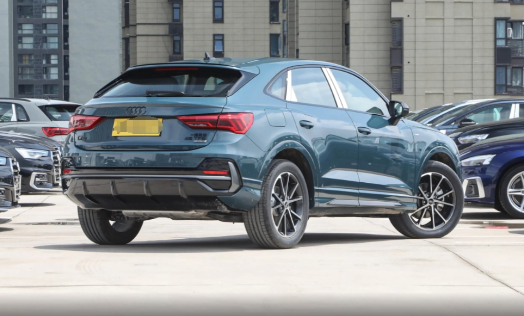2024 Latest Launch Au-di FAW Volk-swagen Q3 Sportback Fashion Compact SUV with Electric Driver's Seat Adjustment and AWD