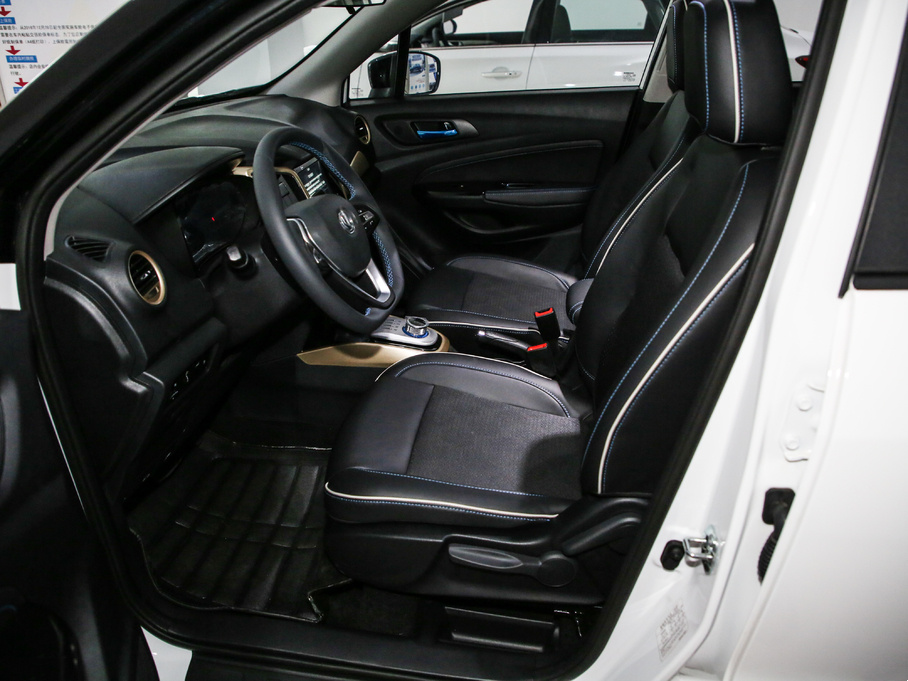 2023 Changan Cs15 Ev 55kw Engine 450/530km Range Full Version 0km Used Car with within 4100 * 1740 * 1630mm