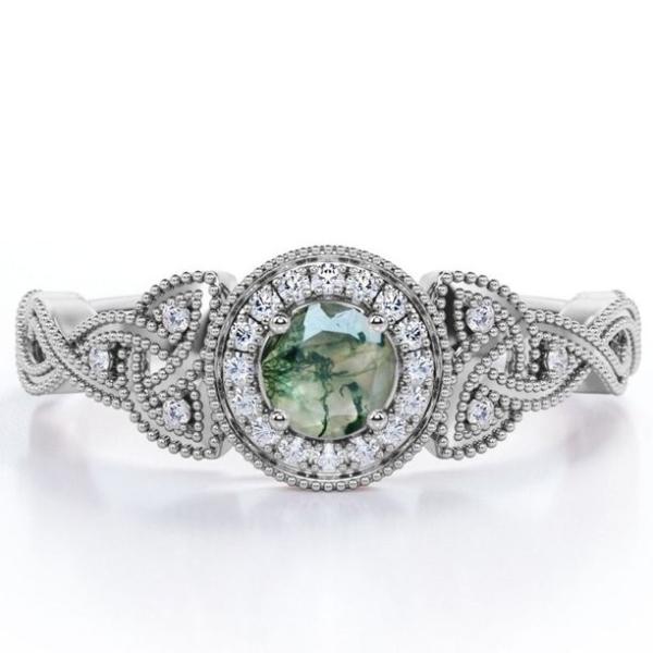 Art Deco Twisted Shank 0.58 Carat Round Cut Natural Transparent Moss Green Agate