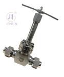Manual Butt Weld Cryogenic Globe Valve Short Stem For Cryogenic Tank DN40