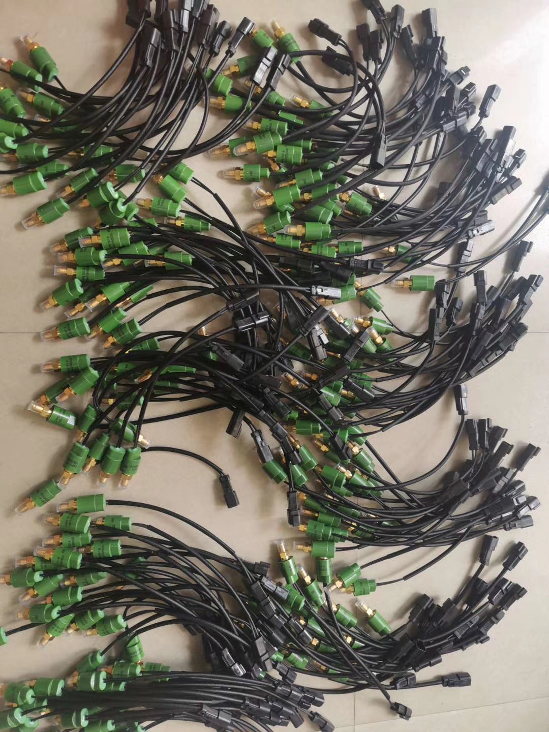 PC200-5 PC200-6 6F95 Travelling Pressure Sensor Excavator Switch D4C-9093 203-06-5621