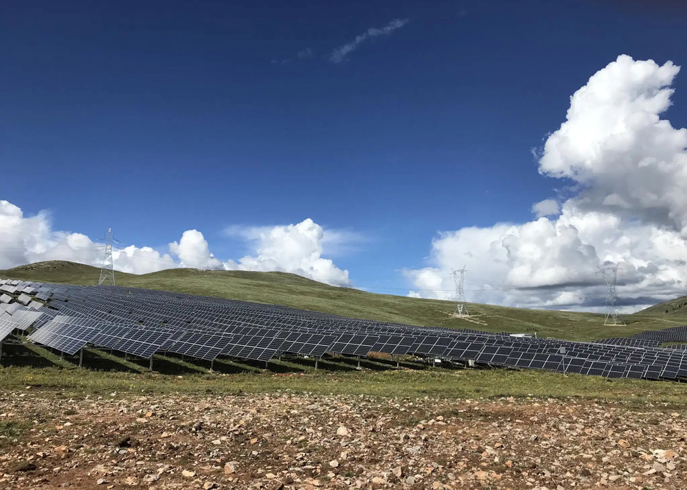 Horizontal One Axis Solar Tracker Backtracking Solar Tracker 0.8m Array