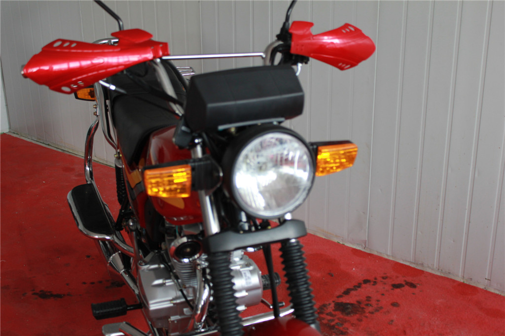 8.5Kw Adult Single Cylinder Motorcycle Automatic Street Bike 100cc-200cc