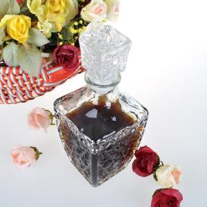 Quality 500ml fancy empty clear whiskey wine glass bottle wholesale