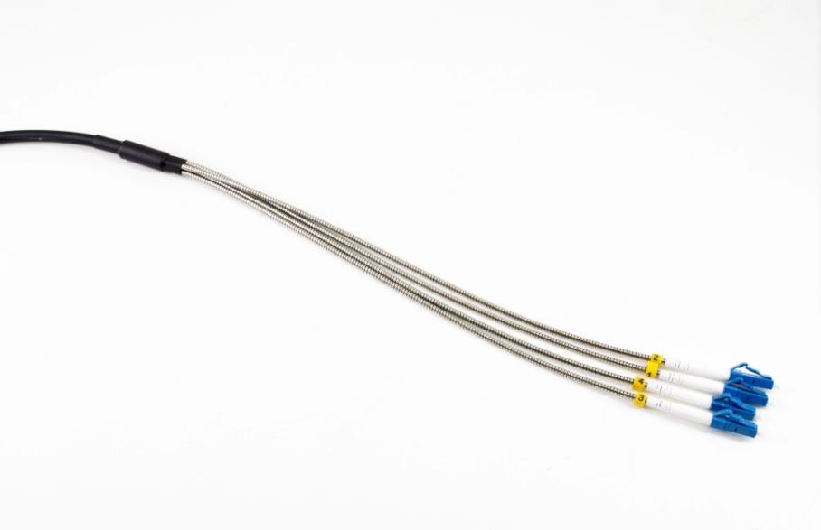 FC/UPC FC/APC BBU/RRU CPRI Base Station Armored Patch Cord 2 Core With Pulling Eyes