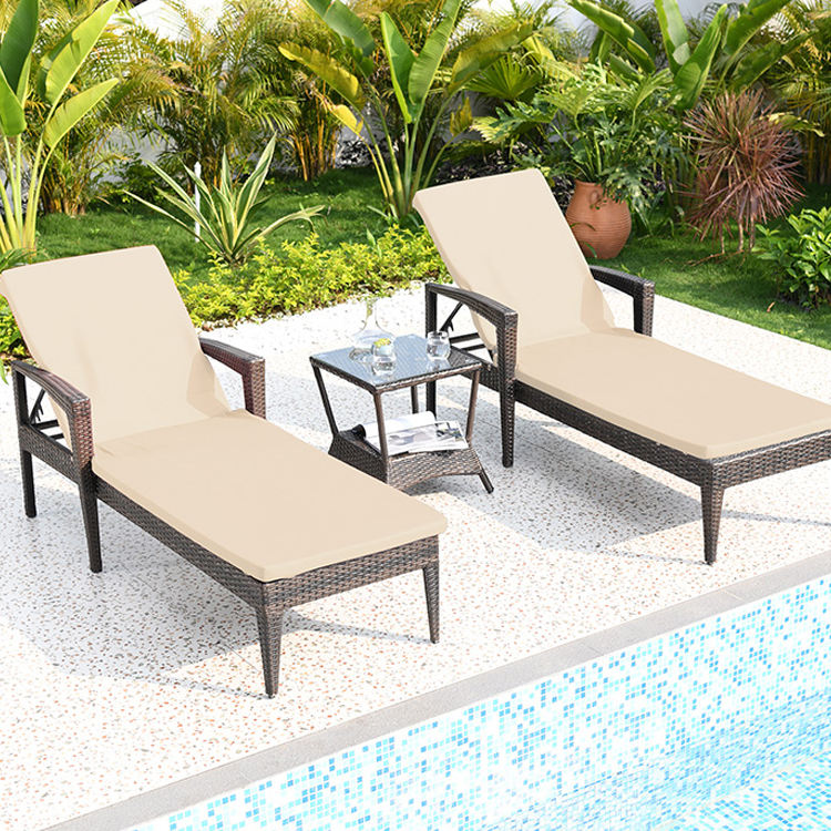 Modern Rattan Sun Lounger UV Resistant Chaise Lounge Chairs Outdoor