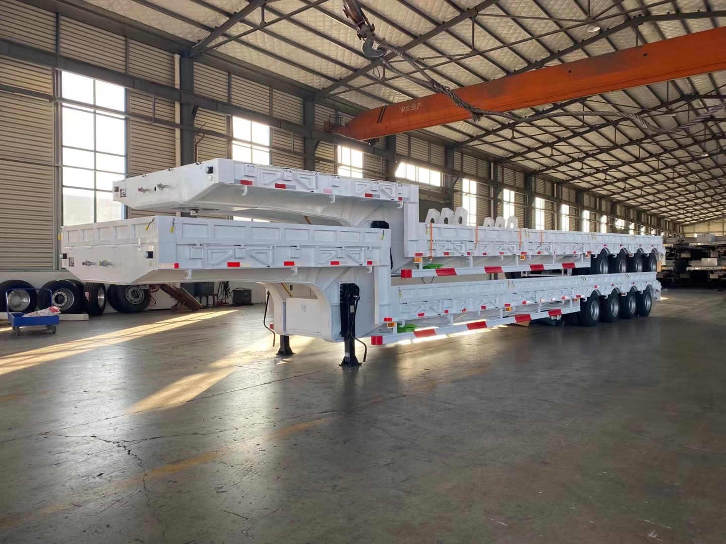 3 Axle 80ton Detachable Gooseneck Lowbed Semi Trailer Heavy Duty Lowboy Trailer For Ghana