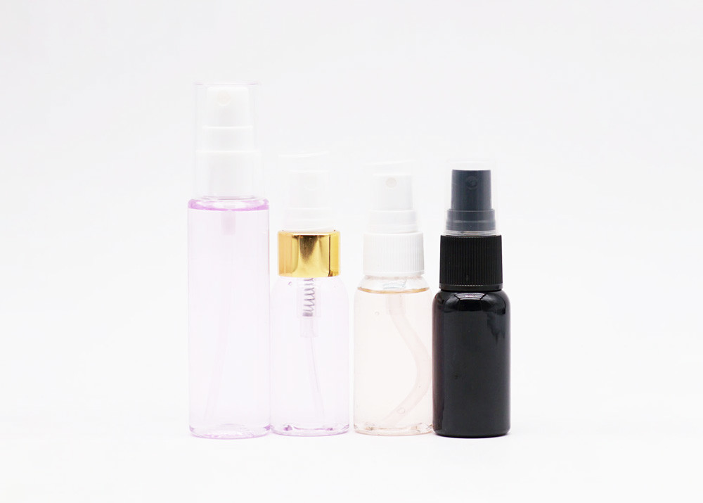 Travel Pocket Plastic Spray Bottle 30ml Cylinder With Gold Aluminum Collar