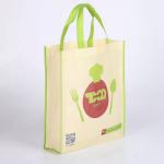 Silk Screen Yellow Non Woven Fabric Bags With An Apple On The Surface