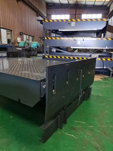 Quality Pit Mounted Hydraulic Dock Levelers With Roll-Off Stop Lip For Safety While Forklift Working wholesale