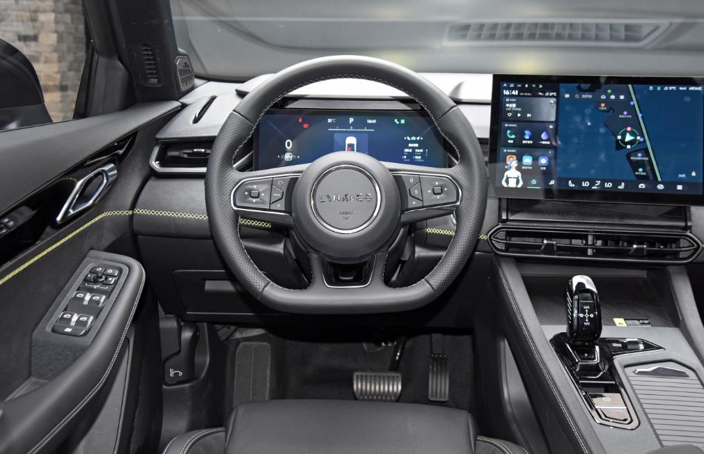 2023 LYNK CO 03 1.5T 2.0T DTC Pro Cars Maximum torque 545 N-m Oil-electric hybrid Sedan Car with Gasoline-Petrol Engine