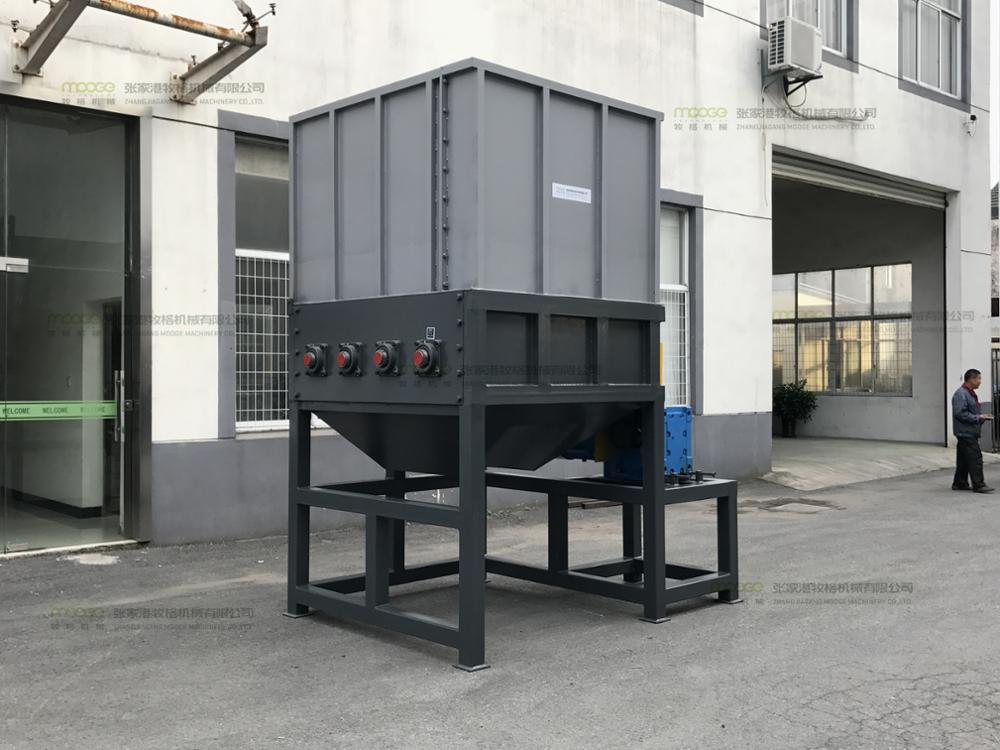 PET Recycling Plastic Bottle Baler Machine Breaker Bale Opener