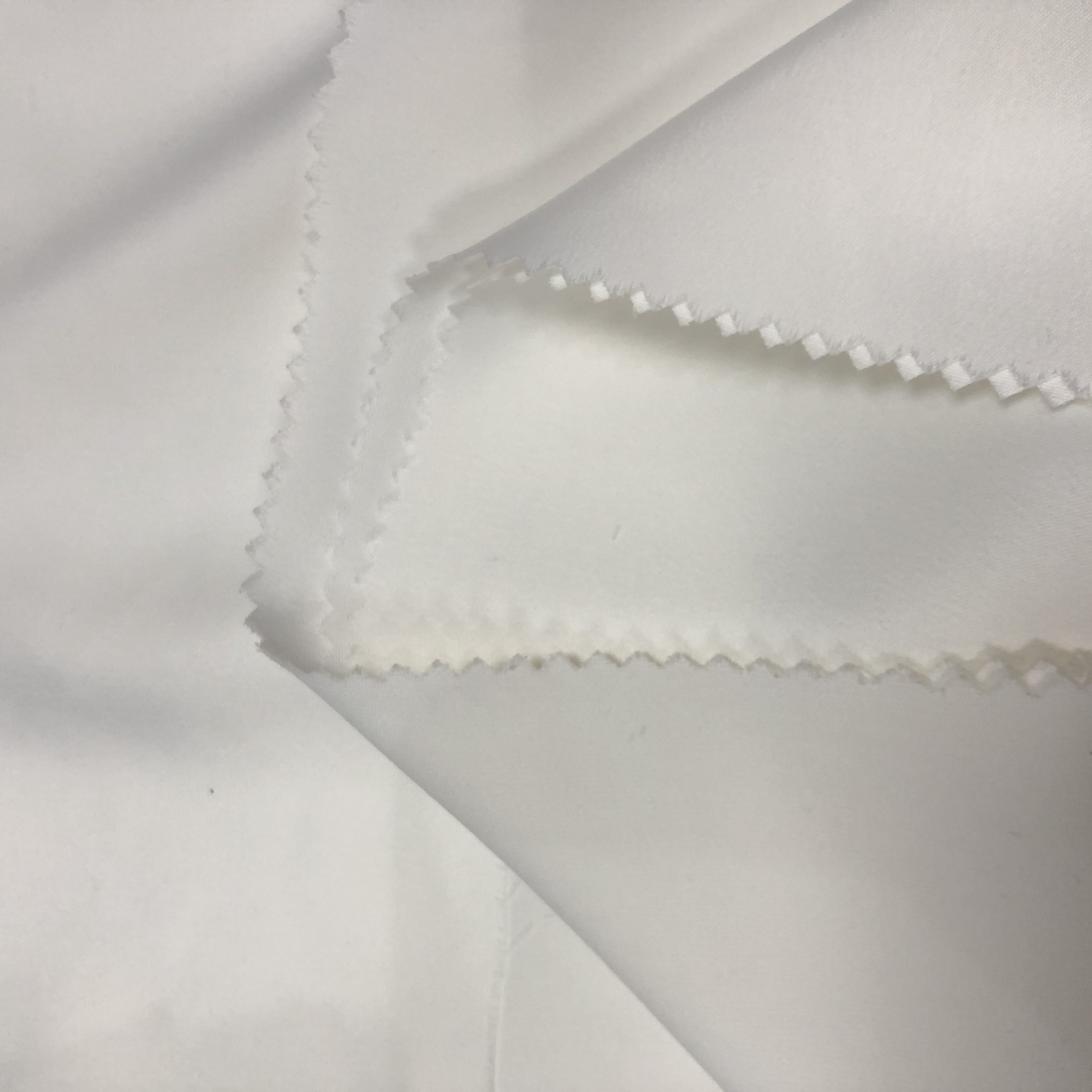 Discover the Versatility of Chiffon Fabric 175GSM for Women Clothes