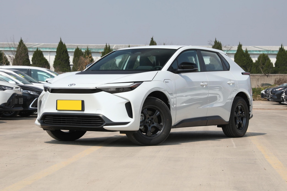4690x1860x1650 Length Width Height GAC To-yota Bz4x Air Pro Max 2024 Electric 4WD SUV with 2850mm Wheelbase