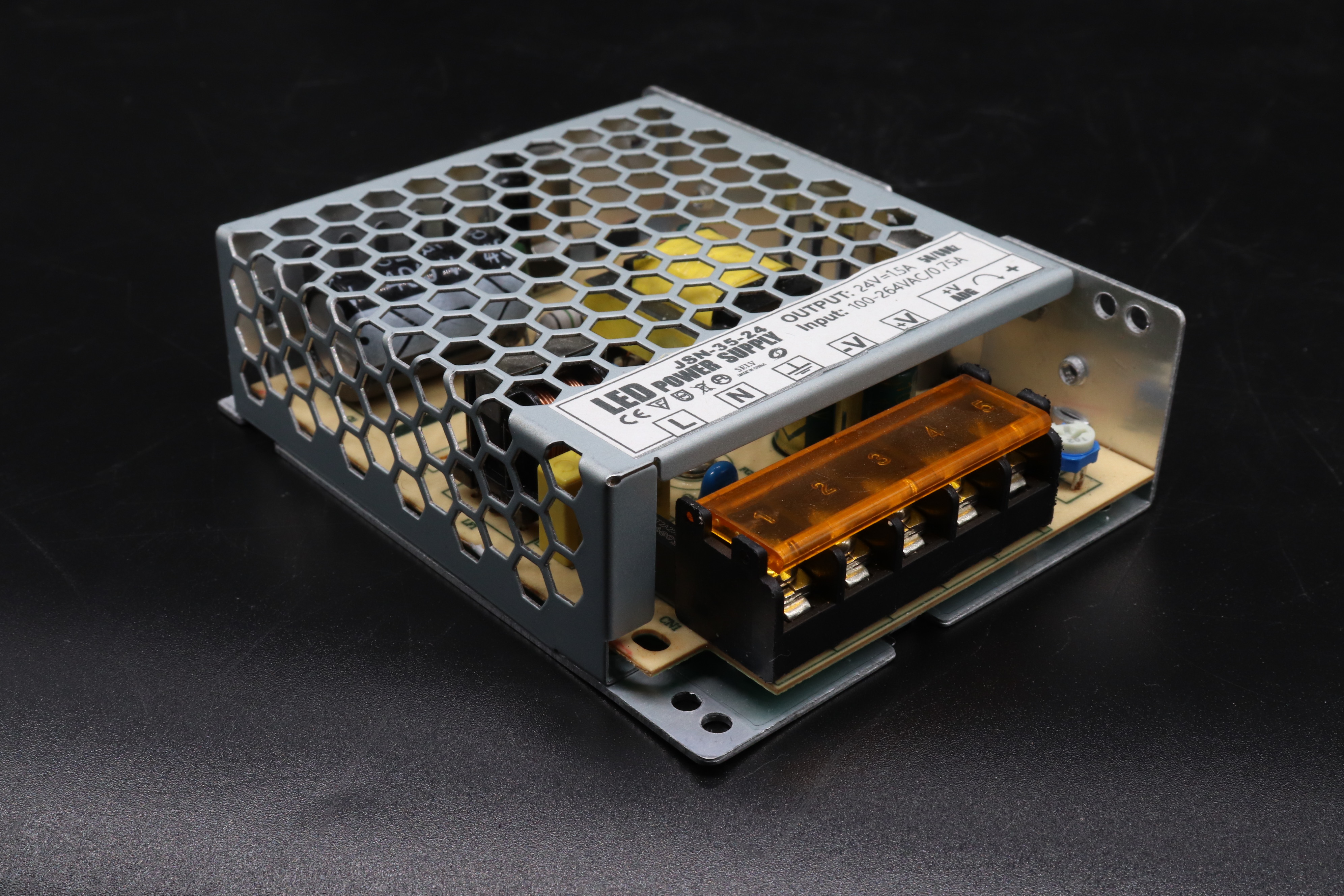 ODM Slim Type 1.5A 24V LED Strip Power Supply With OPP Protection