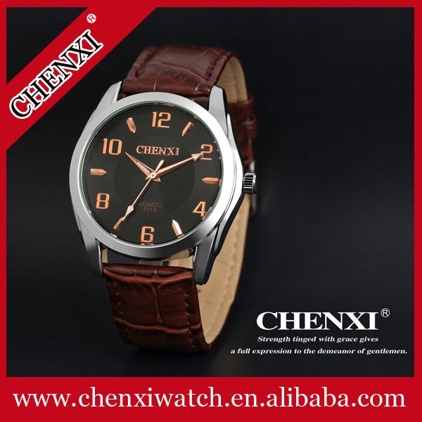FOB Guangzhou Cheap Price OEM Small MOQ Wristwatches Man Hot Sale Brown Wine