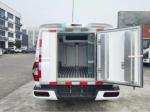 Diesel Oil Refrigerated Trucks 1.99 Meters Heightin The Pharmaceutical And
