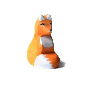 Quality OEM ODM Carved Wooden Squirrel Baby Toy Ornaments Non Toxic wholesale