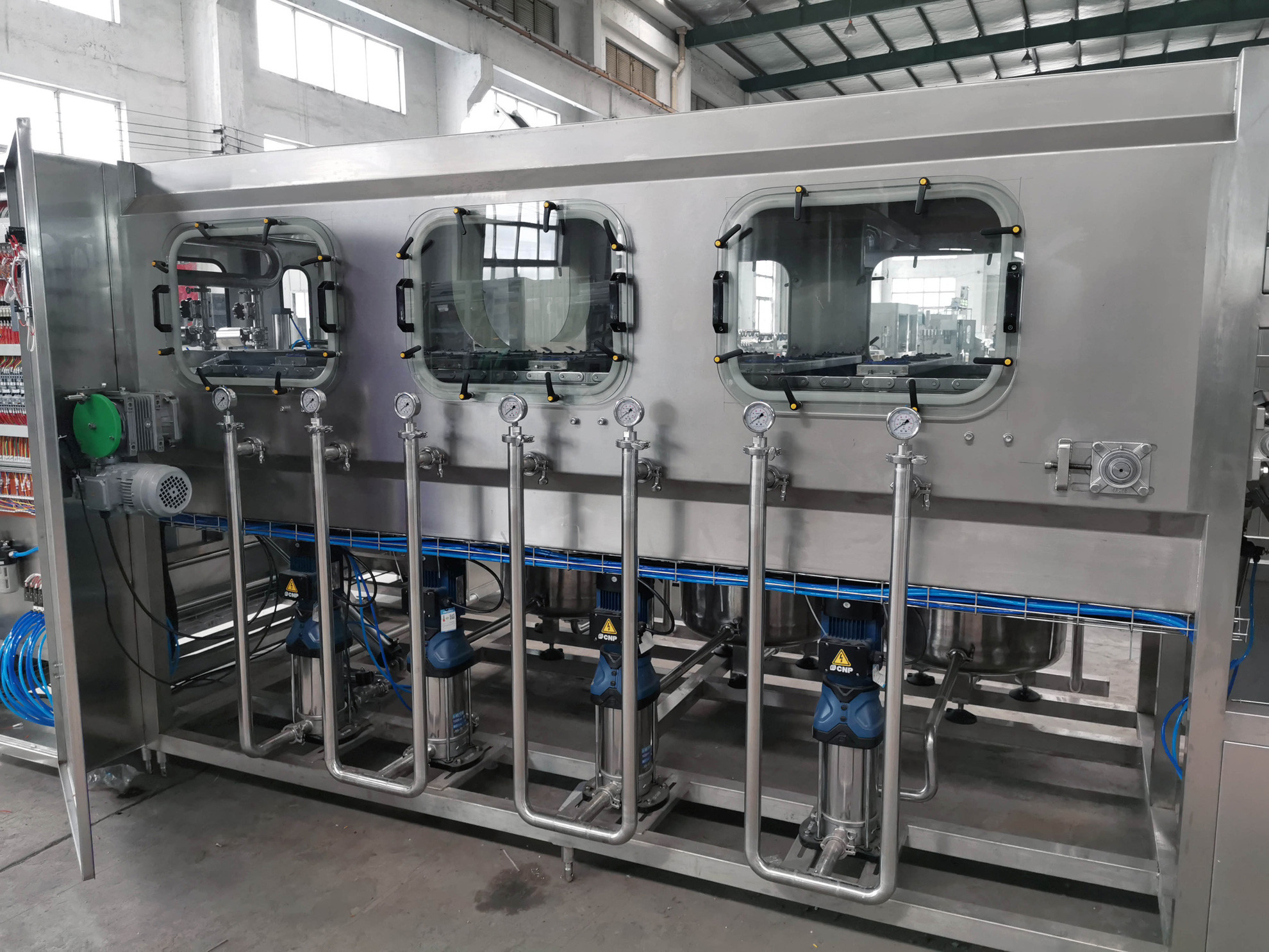 ISO 3KW 600BPH Automatic Pet Bottle Water Filling Machine 6 Gallon