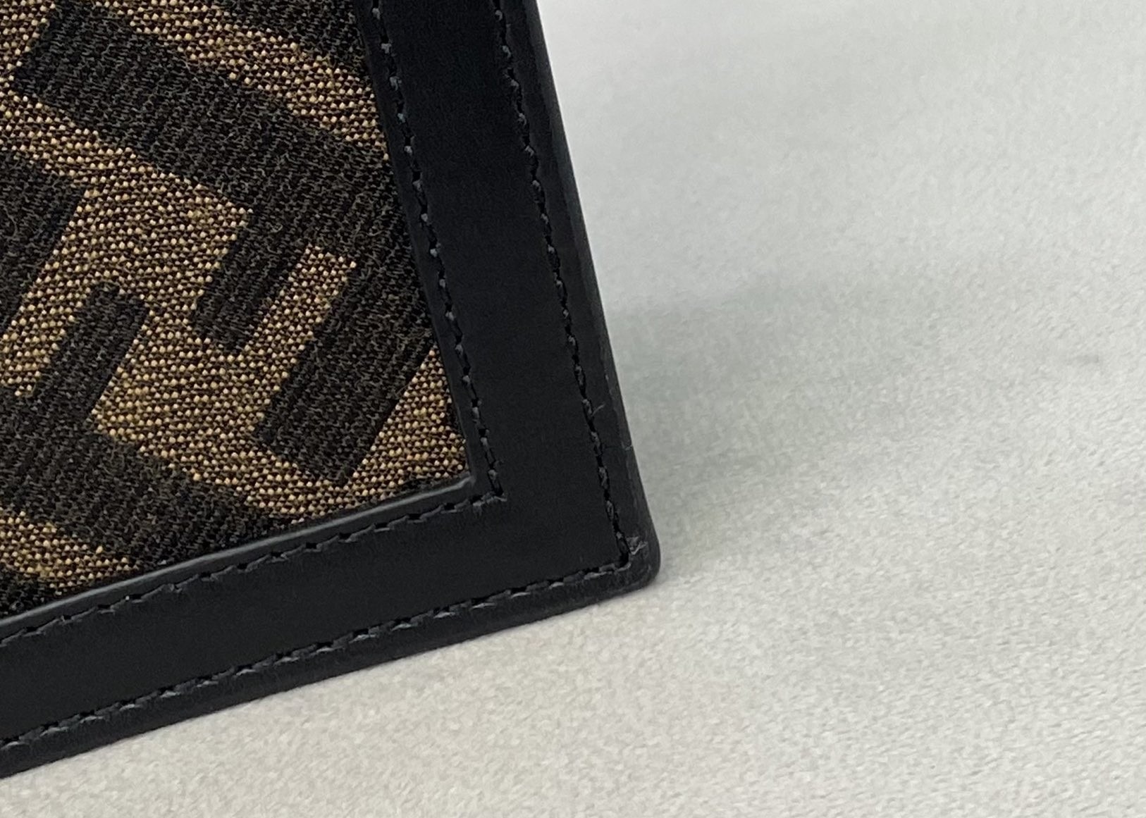 Delicate Small Mobile Phone bag Cotton And Linen Materials And Imported Cow Leather Lovely cross-body bag