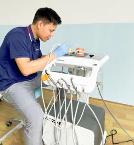 Quality Dentist Cart Unit Mobile Treatment Sets for Dental Surgery Low Noise Dental Mobile Turbine 550W Dental Movable Trolley wholesale