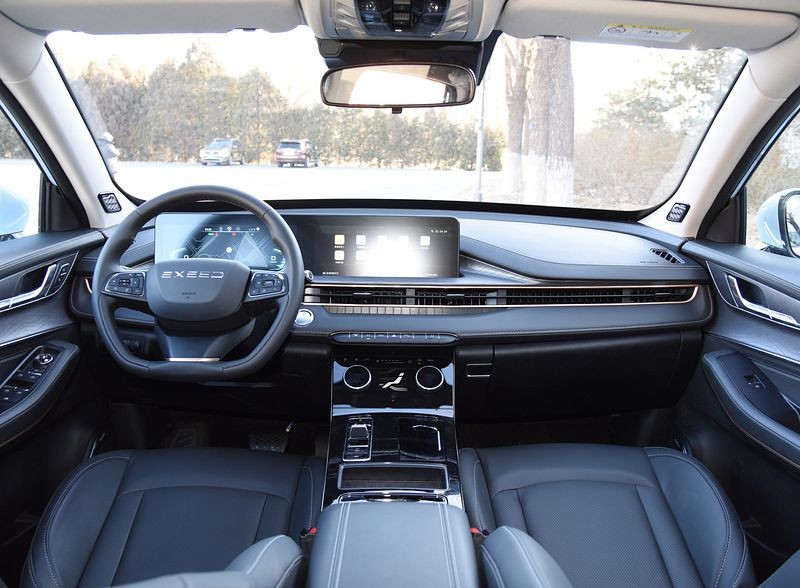2023 Classic EXCEED Hybrid car at Chery EXCEED ET-i 1.5T 156hp L4+ 125electric motor 180km/h top speed 0-100km/h in 7s