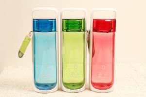Quality high quality tritan water bottle with handle wholesale
