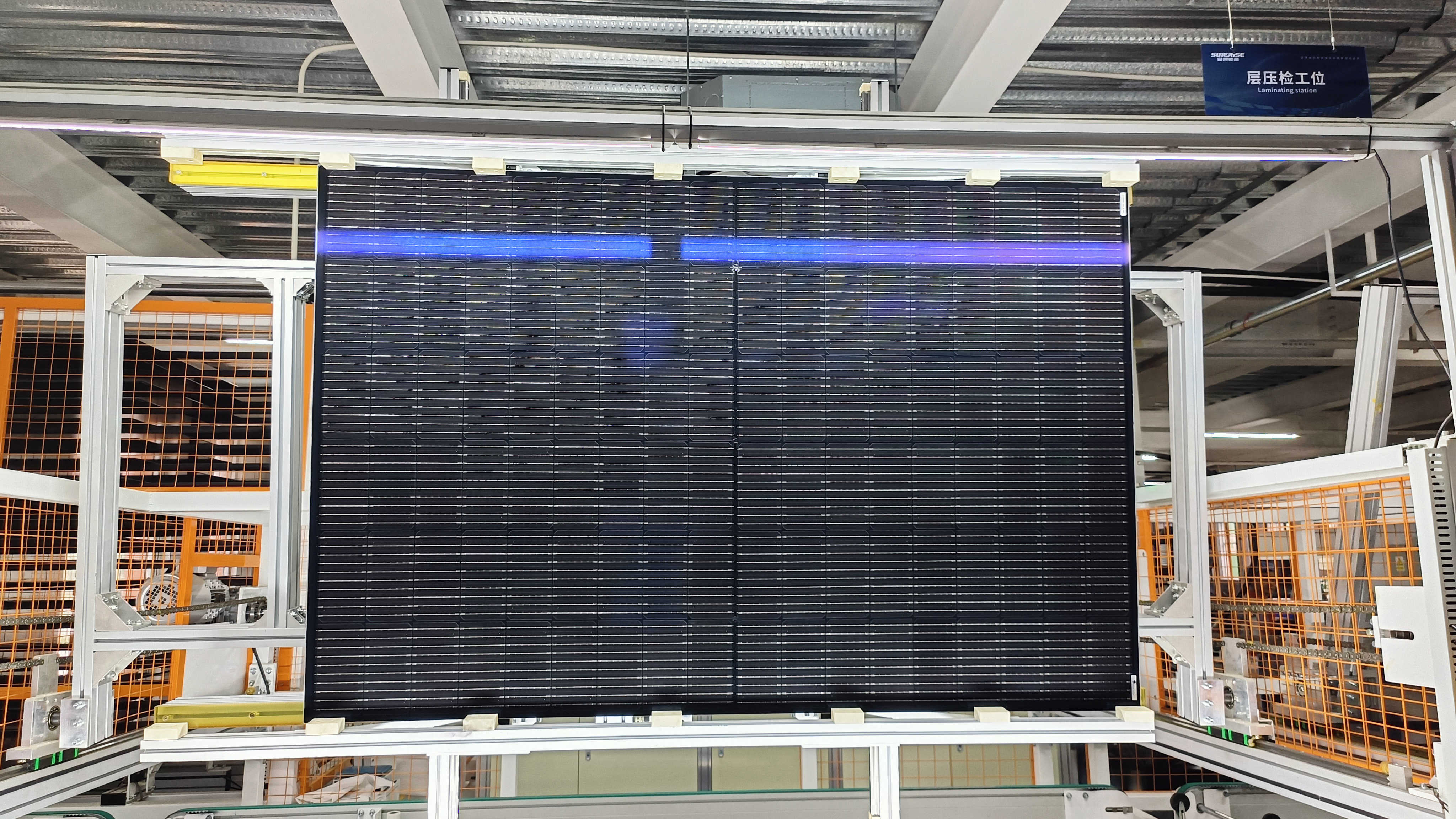 21.5% Mono Silicon Cells Full Black Shingled Solar Panels for Home Solar Power System