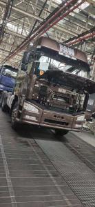 Quality FAW Jiefang J6P Series Tractor Trailer Truck Coffee Gold Color 600L Fuel Tank wholesale