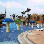 Colorful Carp Spray Park Equipment For Children / Kids in Water Park Fiberglass