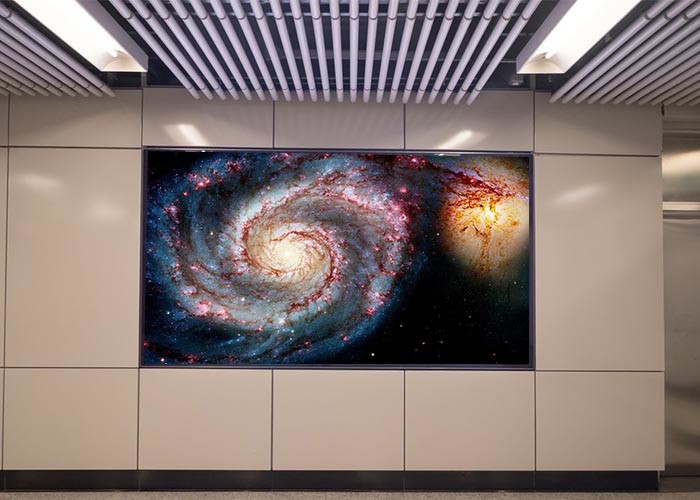 Custom Size Interactive Video Wall Display High Definition Full Color wall mount