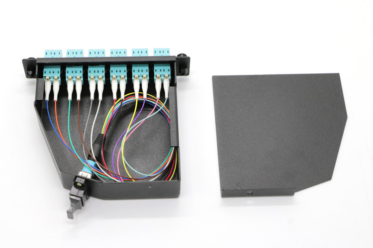 Sc / Fc / St / Lc Rack Mount Splicing Fiber Optic Patch Panel 1U 12 - 24 Core