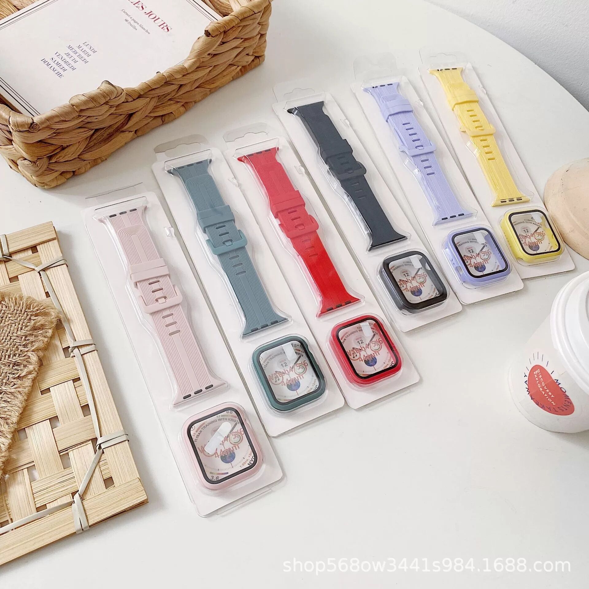 Multi Color 40mm 44mm Silicone Rubber Smartwatch Band