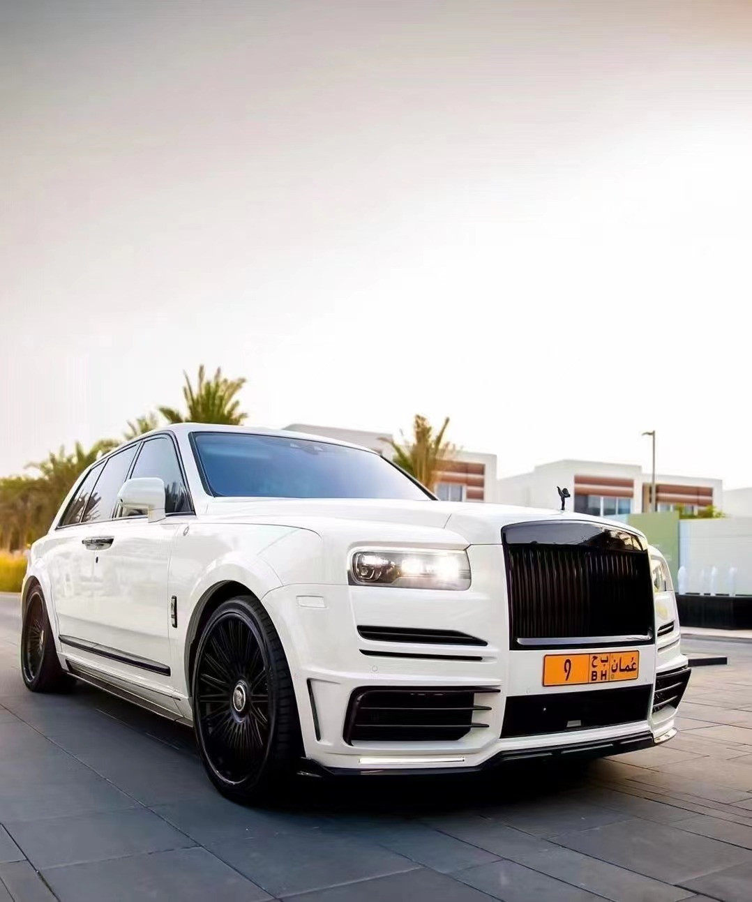FRP Custom Wide Body Kits Rolls Royce Cullinan Bumper Engine Spoiler Widebody Kit
