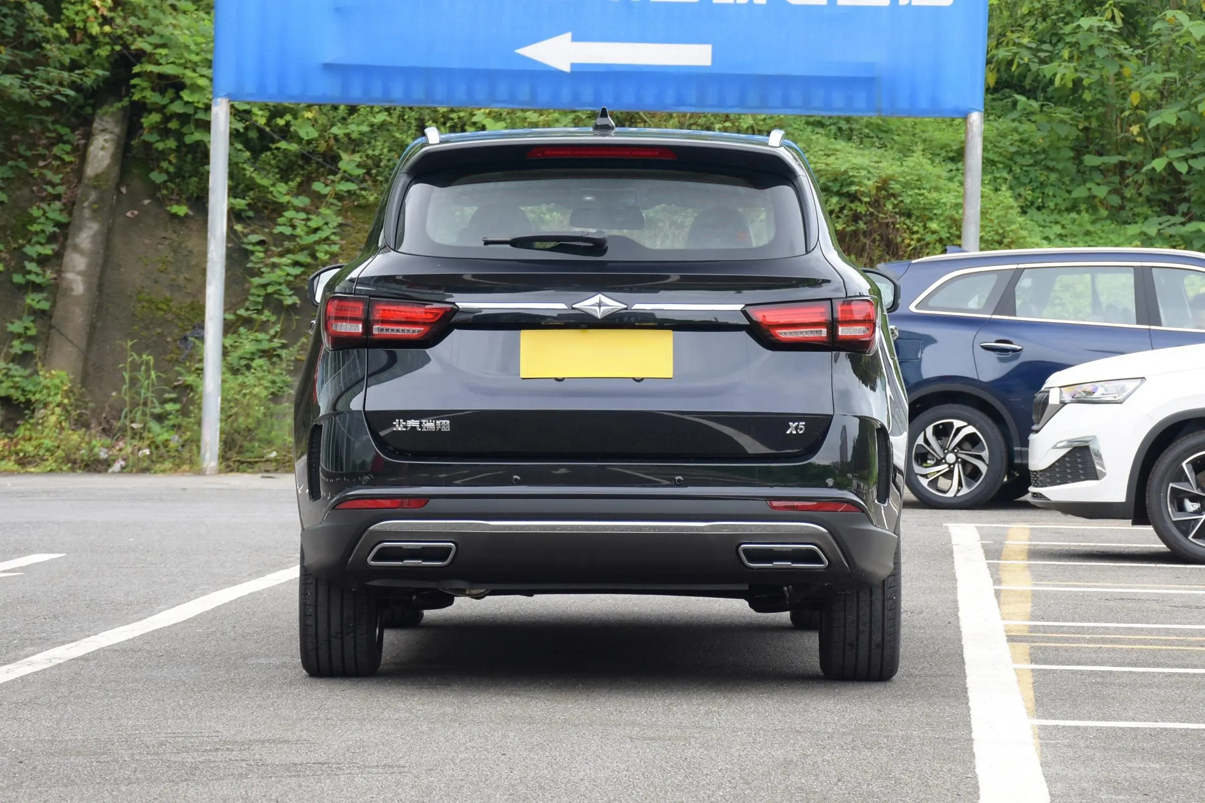 Affordable 2021 Baic Ruixiang X5 SUV Gasoline 1.5T MT 156hp FWD LHD Car Engine Model 1.5T 156hp L4