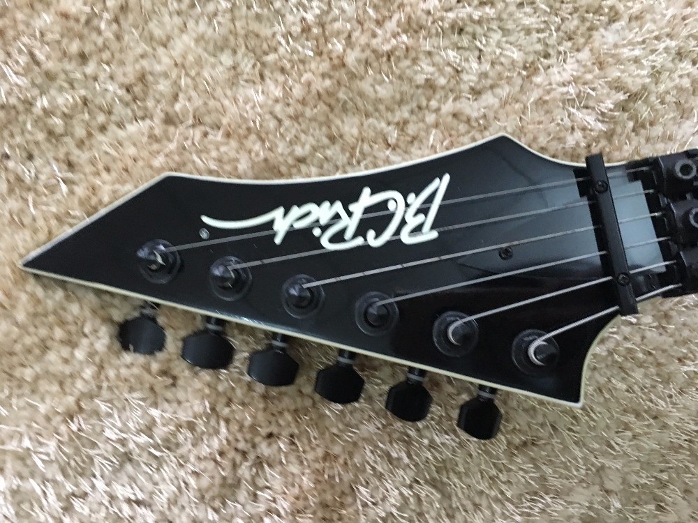 B.C.RICH custom guitar Black Floyd rose Quilted maple body with EMG active pickups Ebony fretsboard colorized MOP inlay
