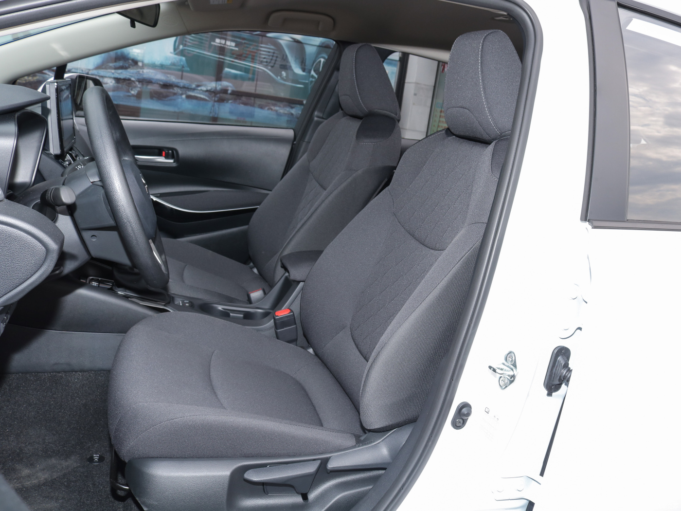 TO-YOTA 2023 CORLLA Cell Fuel Vehicle Sedan Car with Halogen Headlight and Front Window Electric One Key Lifting