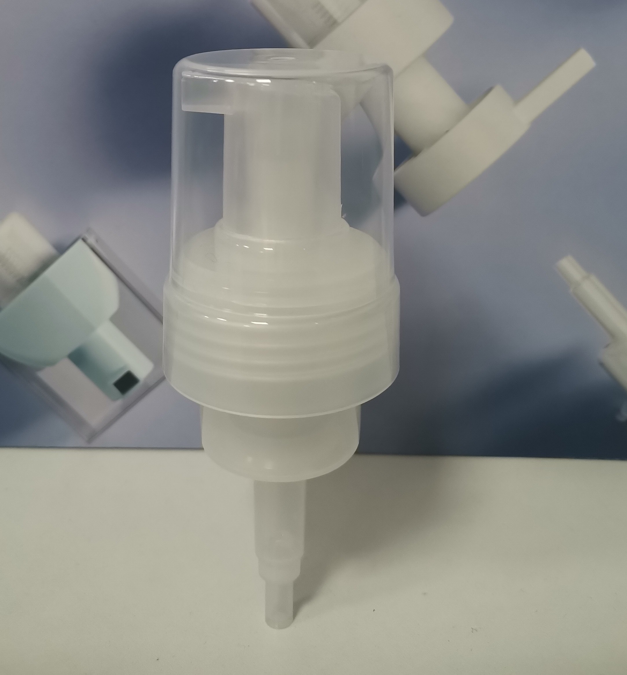 0.8-1.5cc Overcap Screw on Lotion Pump