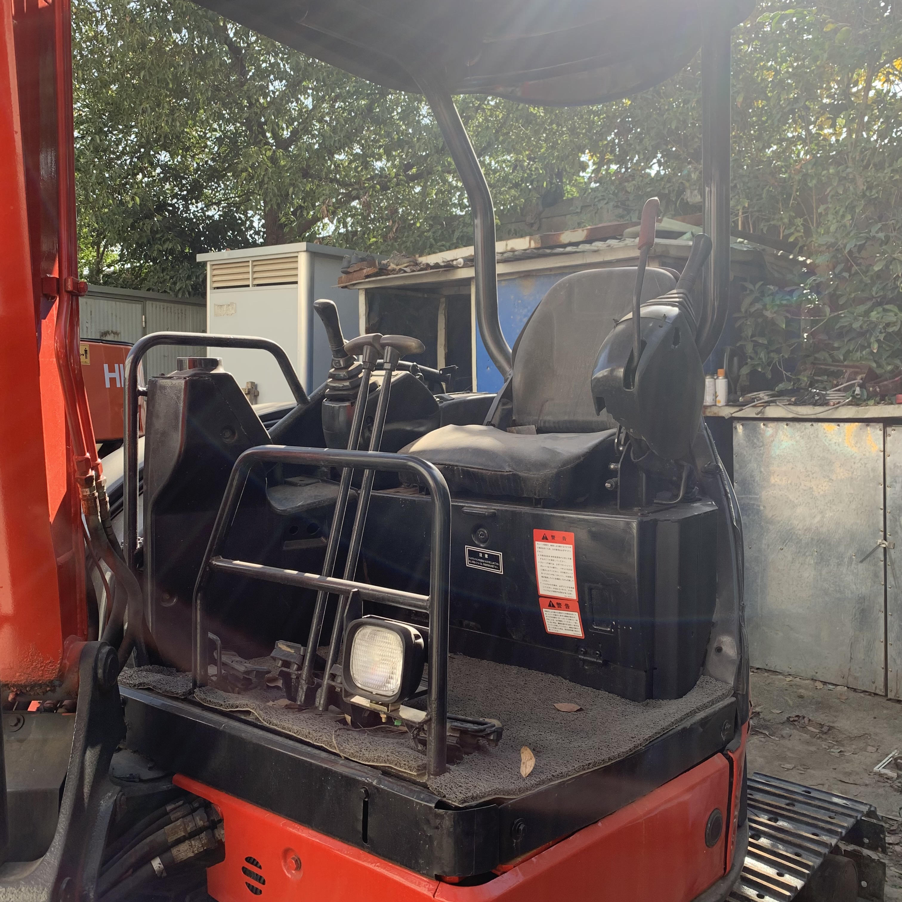 Hitachi ZX30 Second Hand Hydraulic Crawler Excavator With Original Hydraulic Valve