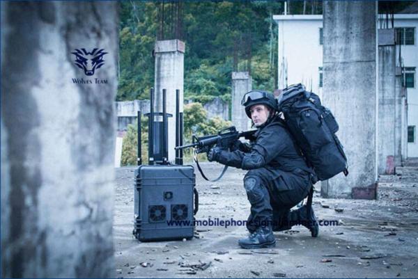 Waterproof Powerful Portable Cell Phone Signal Jammer GPS/4G/WiFi 2.4G VHF135