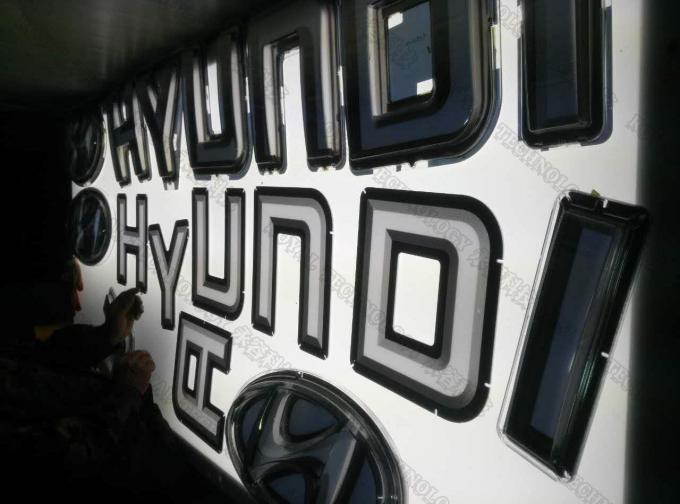 Car Logo Thermal Evaporation Coating Unit , PMMA Automotive Logo Billboard Chroming Machine