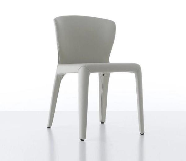 Hola chair Modern simple armrest dining chair high endorsement chair designer