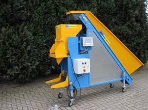 Quality Customized Potato Packing Machine Mobile Bagging Plant 2.5KW wholesale