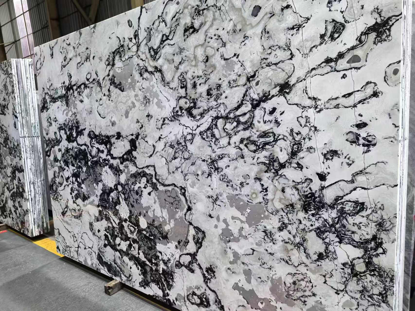 Hotel and Home Design Big Slab Panda White Granite Black Veins Kitchen Countertops