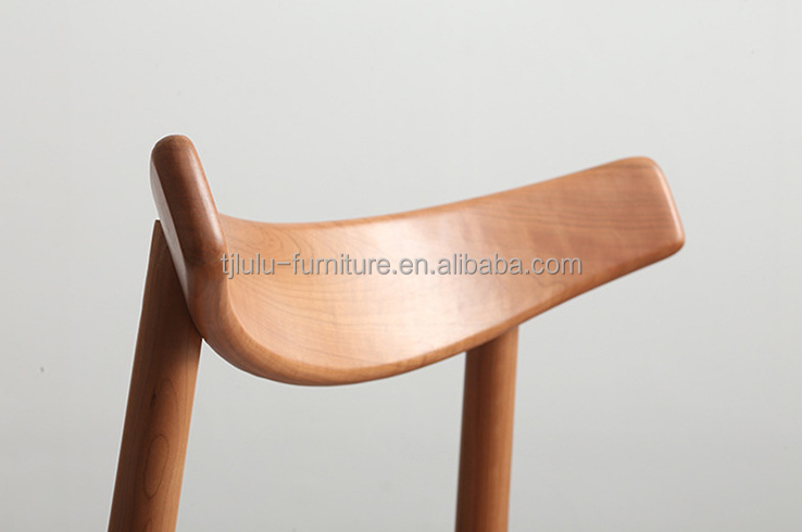 Solid Wood Dining Chair with Modern Design Style for Dining Room Furniture in Cafe Restaurant at and Nordic Simple Design